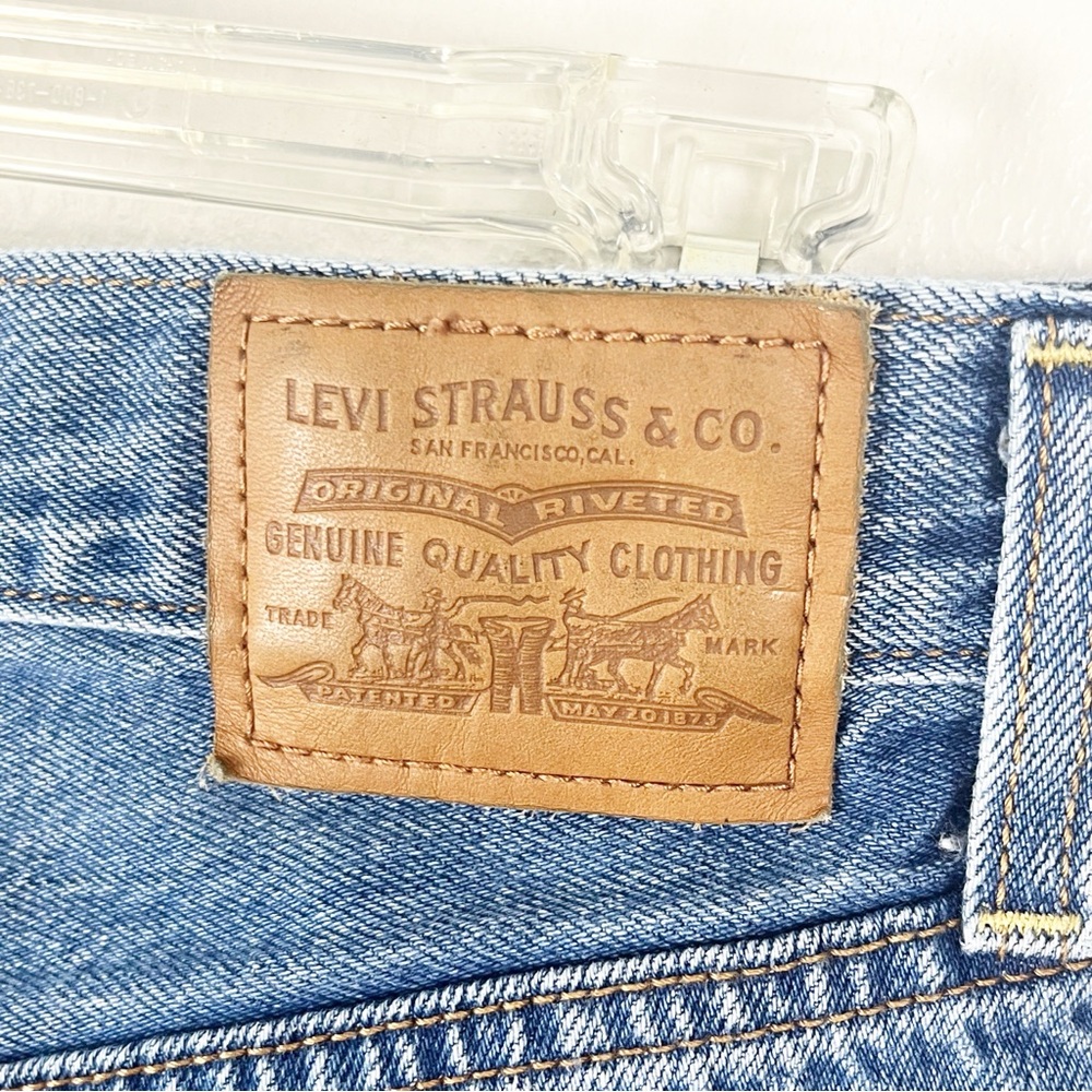 LEVI’S Premium Ribcage Straight Ankle Button Fly Ripped High Rise Jeans Size 28 - Picture 10 of 11